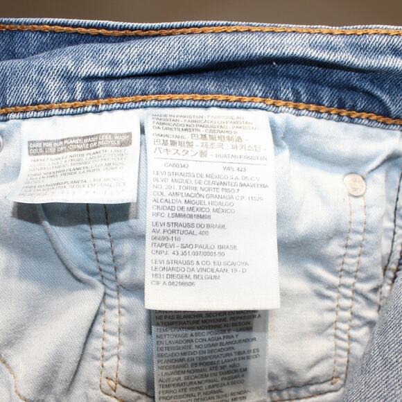 Levi's 559 Jeans Size 34 x 30 Medium Wash Blue - Picture 5 of 7